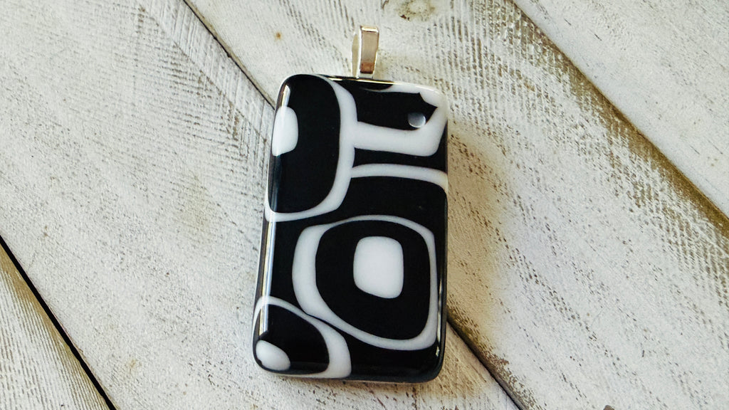 Black and White MOD Collection