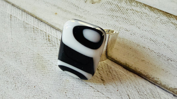 Black and White MOD Collection