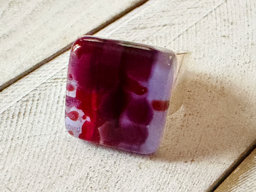 Romantic Glow adjustable ring