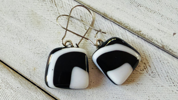 Black and White MOD Collection