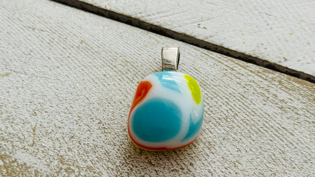 Citrus Summer small charm, .3in