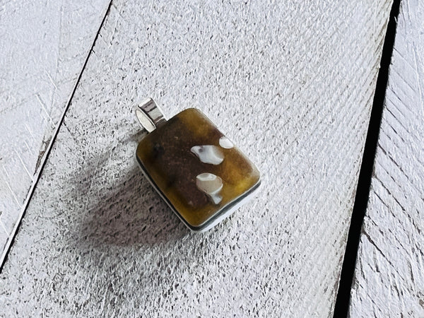 Fused Glass Mini Oyster Pendant