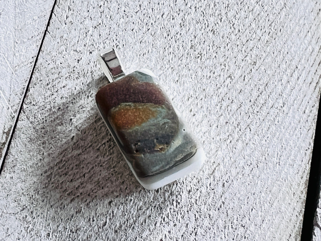 Fused Glass Mini Oyster Pendant