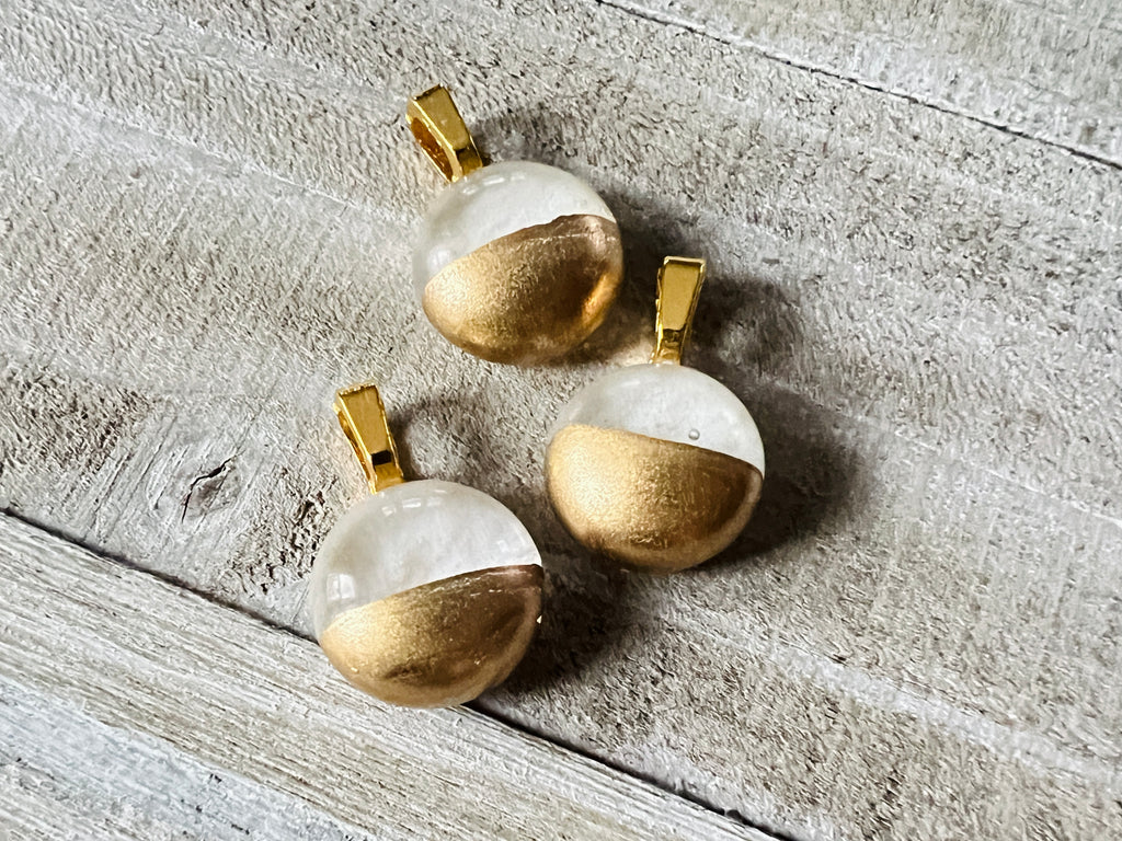 Simply Elegant Fused Glass hand painted gold mini pendamt~~Winter Cream