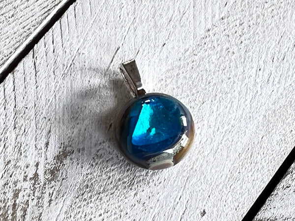 Fused Glass Mini Oyster Pendant