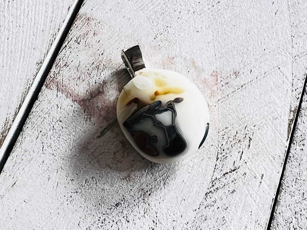 Fused Glass Mini Oyster Pendant