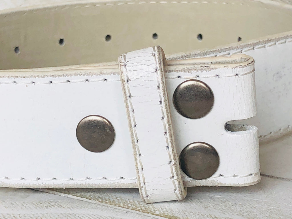 White worn belt strap~